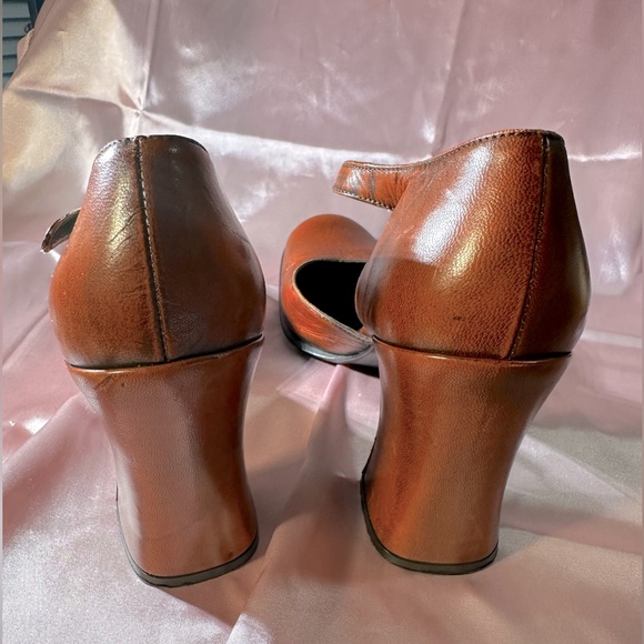 PRADA Brown Leather Mary Jane Block Heels size 36.5 - size 5.5/6 US - Picture 15 of 16